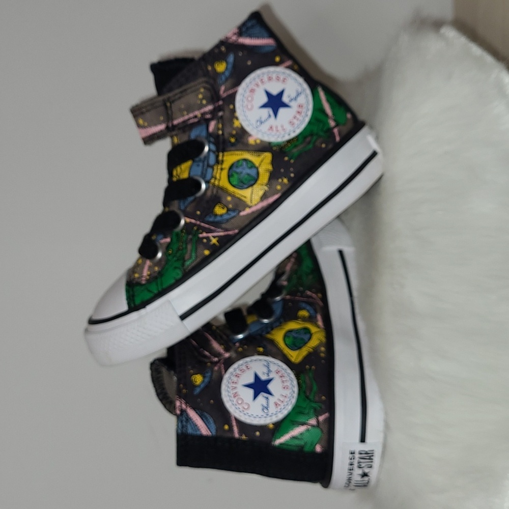 Converse Chuck Taylor AllStar Dinoverse Hi-Top Sneakers Infant Size 5M Pre-Loved - Picture 9 of 17